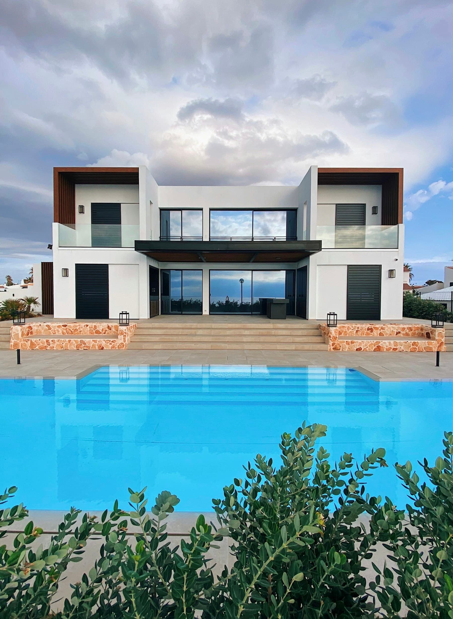The Sculptor’s Villa pool